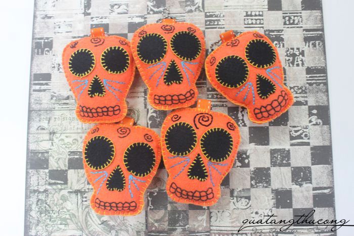 Phụ kiện Halloween đầu lâu màu cam